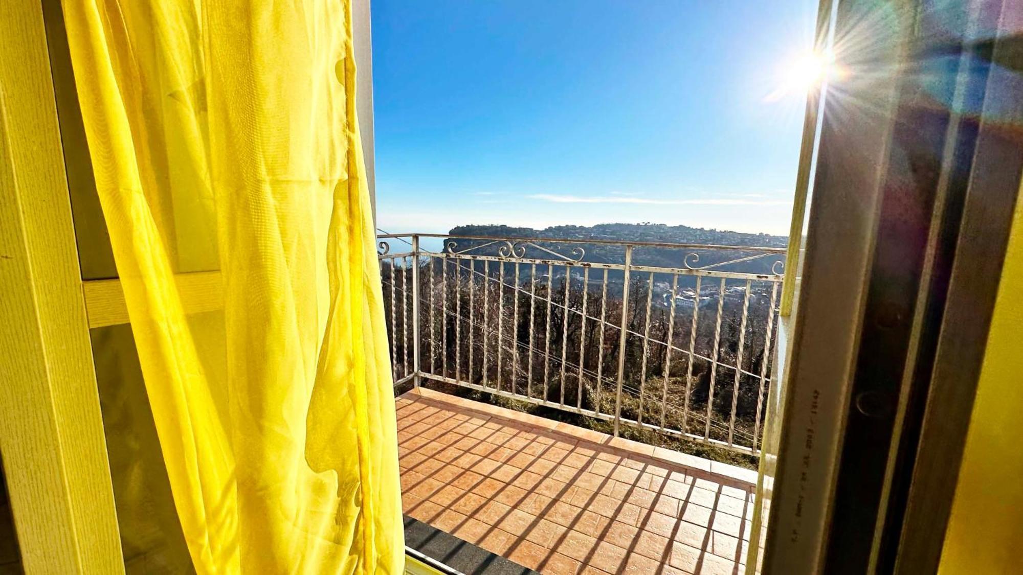 Dimora Alma Camere Panoramiche Pianillo Bagian luar foto
